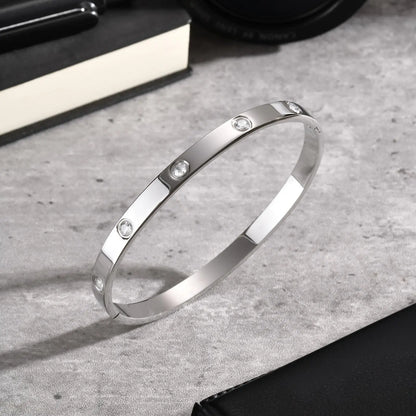 Eterna Cuff